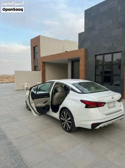 Nissan Altima SL 4