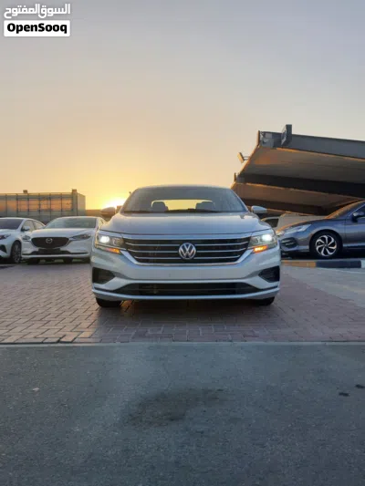 Volkswagen Passat SE 4