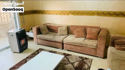 كنب امريكي خشب ممتاز غير تجاري مستعمل للبيع يحتاج صيانه خفيفه 2