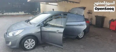 Hyundai Accent Standard 4
