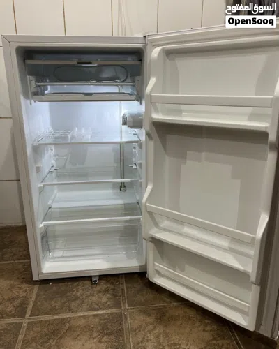 Midea Mini Fridge 2