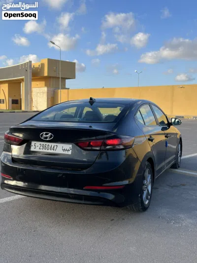 هيونداي النترا Standard 4