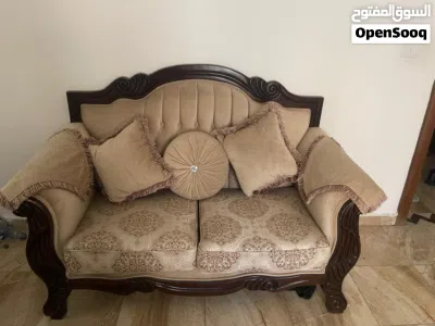 طقم كنب غرفة ضيوف خشب زان ثقيل تفصيل بحالة ممتازة 2