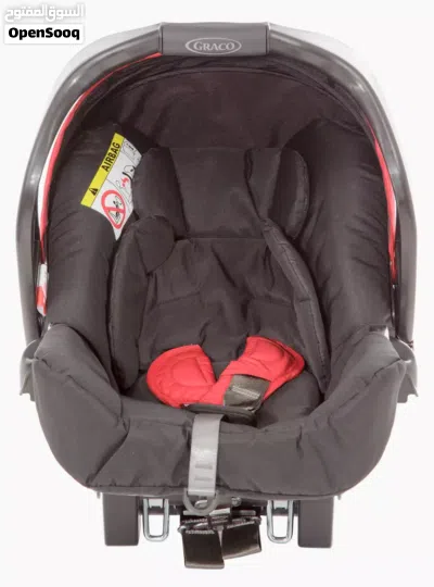 Graco brand stroller very rarely used very neat and clean with car seat 4