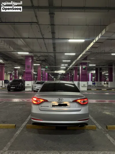 Hyundai Sonata SE 4
