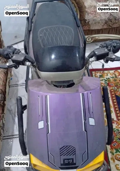 دراجه سكنس للبيع مابيها شي تشتغل سعرها 700 وبيها مجال قليل وصل دراجه موجود 3