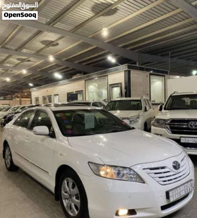 Toyota Camry Sport 2