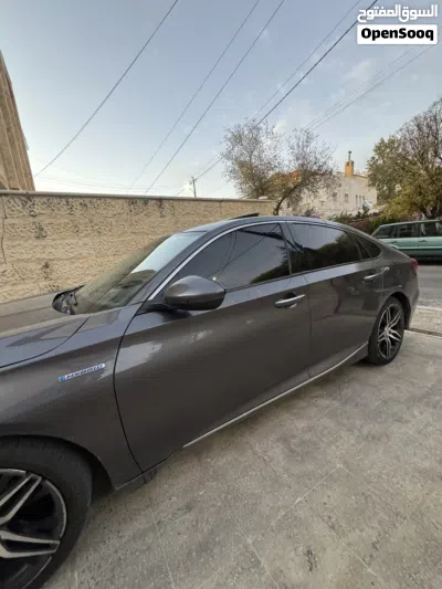 هوندا اكورد Touring 4