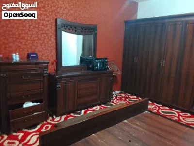 موبيليه زوجية نظيفة للبيع في مصراته 2