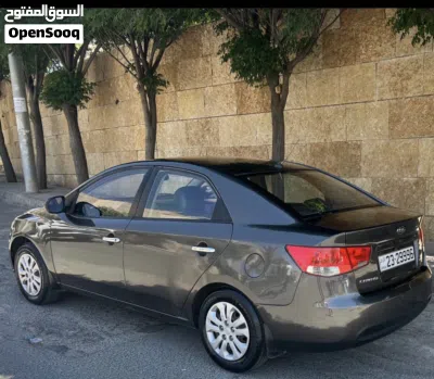 Kia Cerato Standard 3