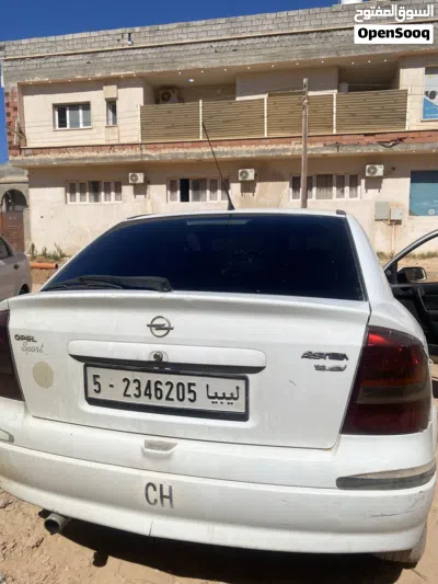 Opel Astra Ultimate 2