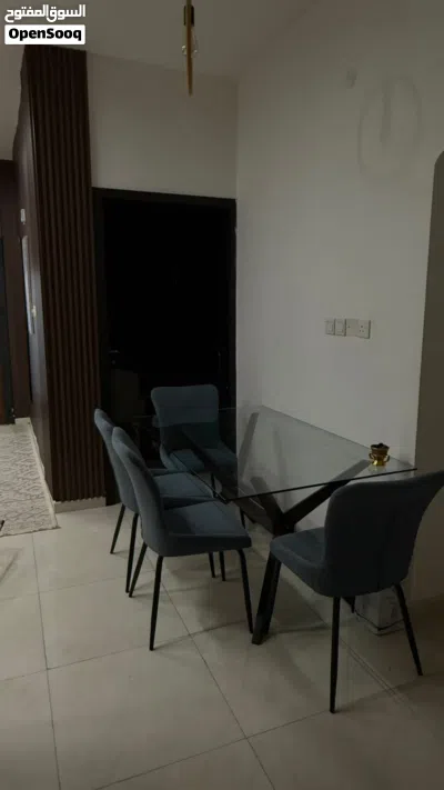 طاولة طعام 2