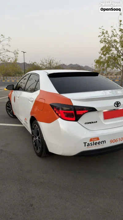 Toyota Corolla SE 3