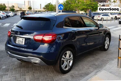 Mercedes Benz GLA-Class GLA 250 3
