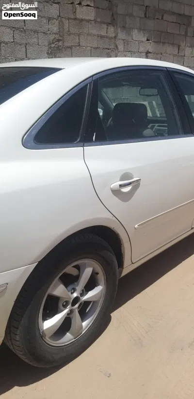 Hyundai Azera Standard 2