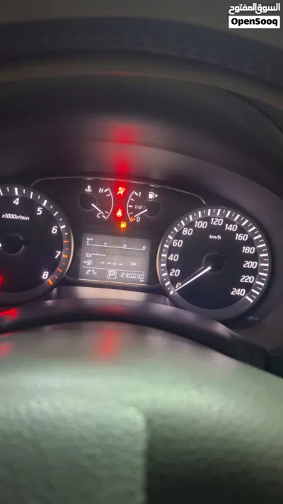 نيسان تيدا 4