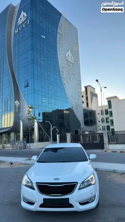 Kia Cadenza Limited 3