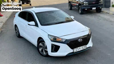 Hyundai Ioniq Standard 2