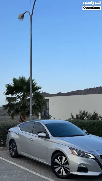 Nissan Altima SV 3