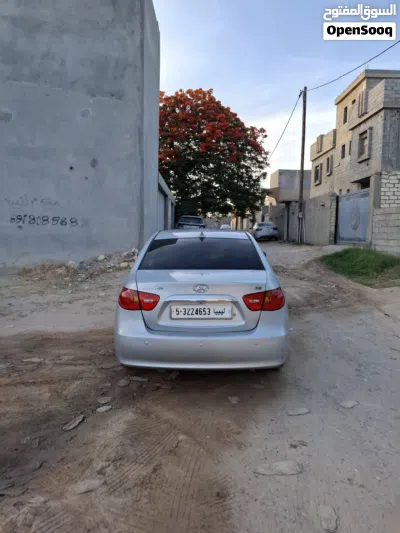 Hyundai Avante Standard 3