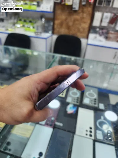 Samsung S22 ultra 128GB بسعر مميز جدا 4