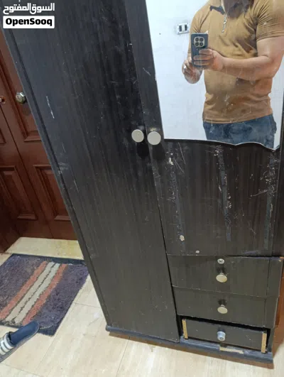 دولاب للبيع فردي لي الشباب يبي مرايه بس ورخيص 2