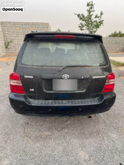 Toyota Highlander LE 4