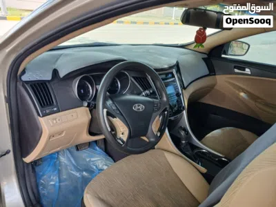 Hyundai Sonata Limited 3