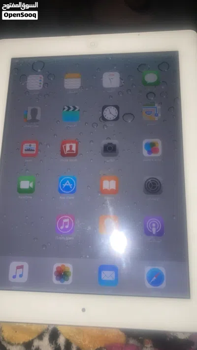 ايباد آبل لا يوجد في اي شي تقدر تنزل برامج عن طريق سفاري 3