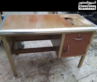 ميز المنيوم للبيع 3