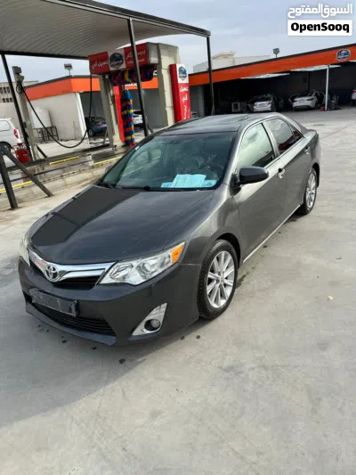 Toyota Camry XLE 2