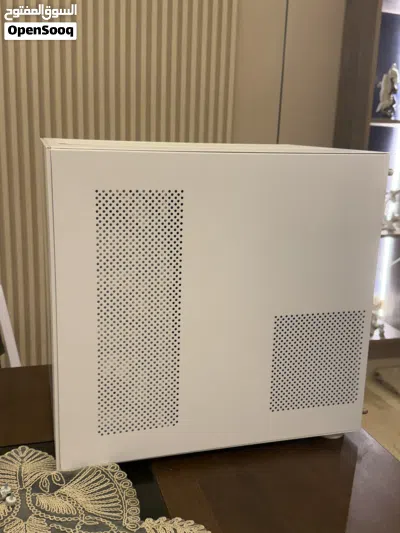 للبيع PC Gaming كامل مع الشاشة والملحقات RTX 3050 8GB 2