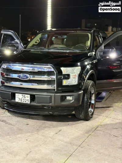 Ford F-150 Lariat 2