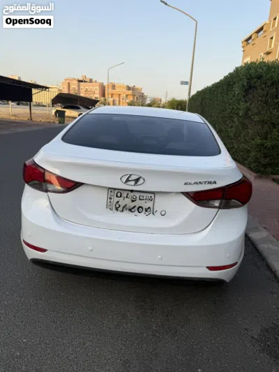 Hyundai Elantra GL 3