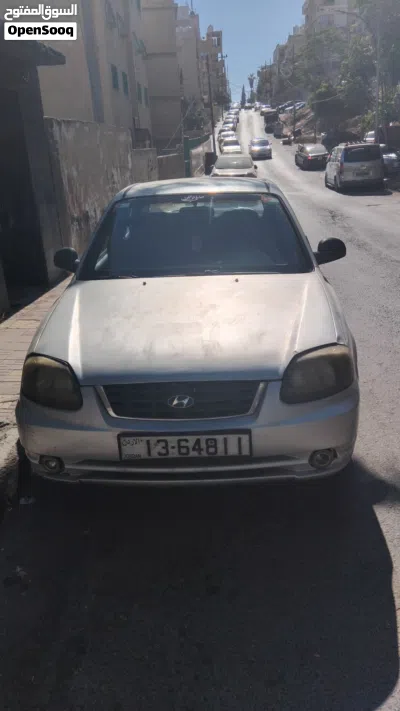 Hyundai Accent Standard 4