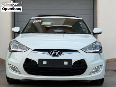 Hyundai Veloster Sport 4