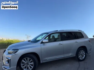 Toyota Highlander Limited 3