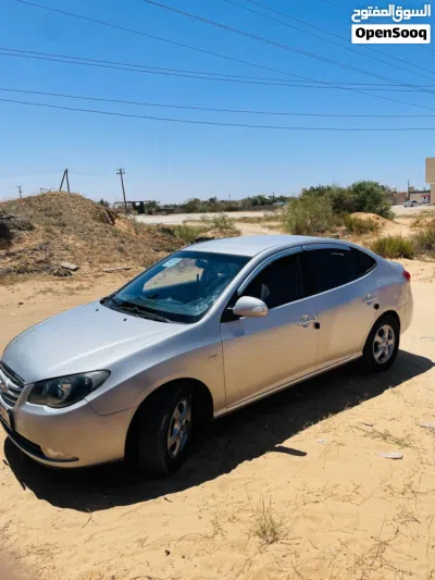 Hyundai Avante Limited 4
