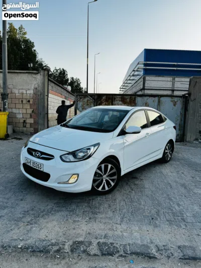 هيونداي اكسنت GLS 3