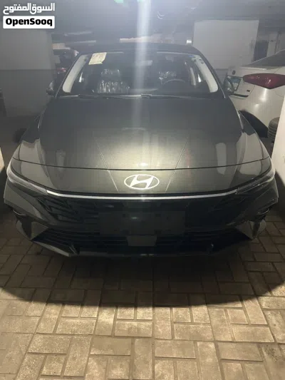 Hyundai Elantra Limited 2
