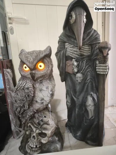 مجسم دكتور الطاعون / Doctor Plague doll figure مجسم البومه / The owl emits light from its eye 3