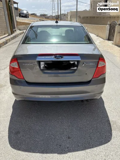 Ford Fusion Standard 4