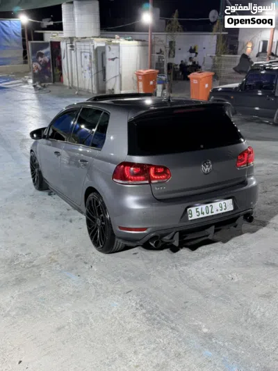 فولكسفاغن جولف GTI Standard 3