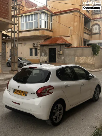 بيجو 208 Allure 3