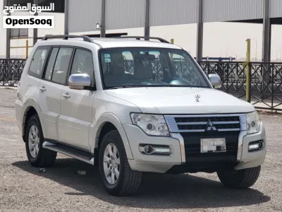 Mitsubishi Pajero GLS 3