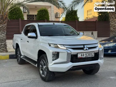 ميتسوبيشي L200 Double Cab GLX 4