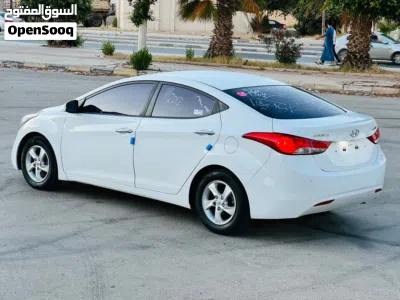 هيونداي افانتي SE 4