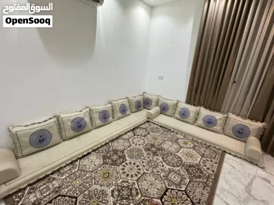 للبيع جلسات وزوالي وستاير مستخدمات 5 شهور فقط 2