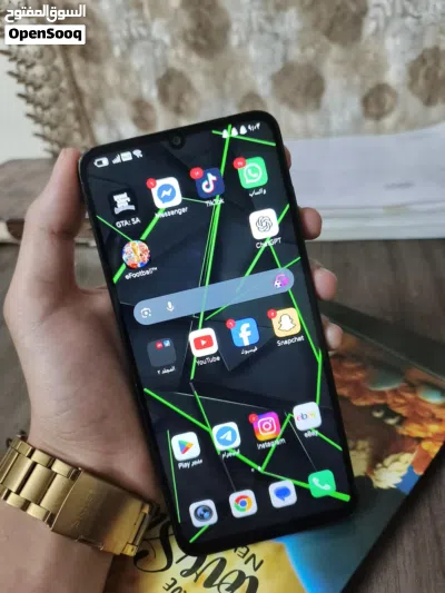 للبيع هاتف HONOR بحالة ممتازة - أداء ممتاز ومساحة عملية 2