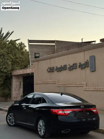Hyundai Azera Standard 3